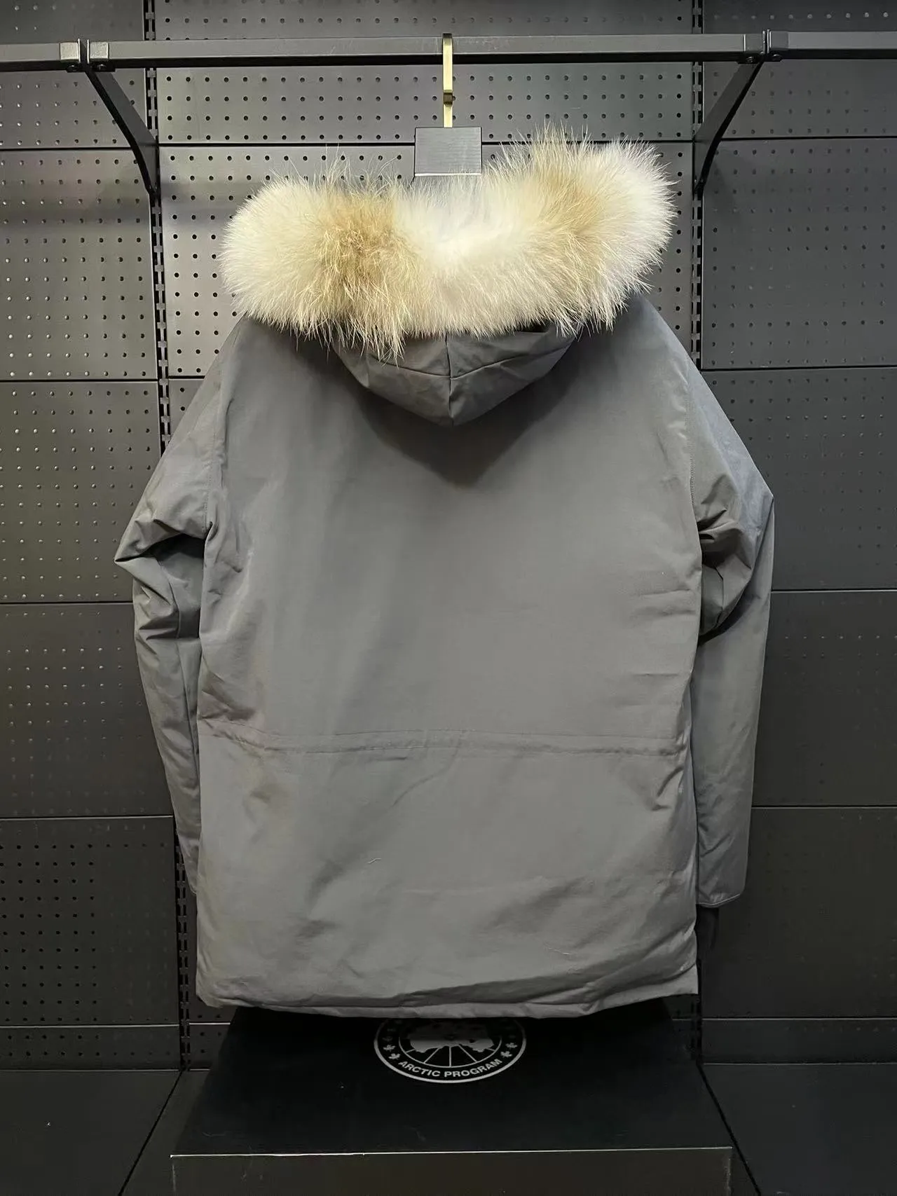 🇨🇦CANADA GOOES 24 New Arrival 08 / Factory : . . . .Premium ， Drop Shipping！ Expedition 08 Same Style， ， Classic ， ， 。 ➖ 。 ➖ ， 。 ➖ 21 ，TC 85 ， Wear-Resistant。 ➖ 80 . 。 ➖ 100% nylon ， ， ！ ➖ 。 ➖ YKK ，YKK ， 。 ➖ 3M ， 。 : ， 。 ， · · Quality· ！ Size:XS-XXL